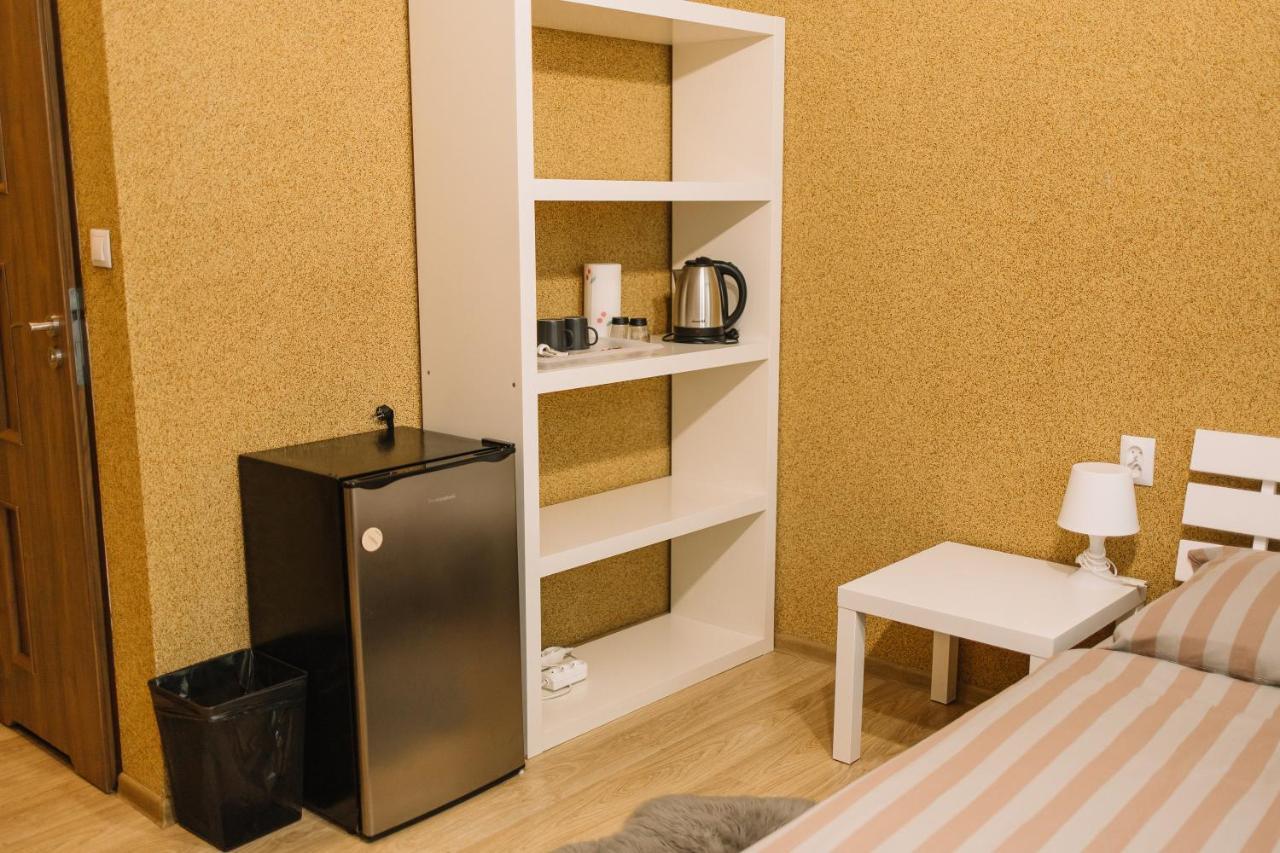 West13 Guest Rooms Cracovie Extérieur photo
